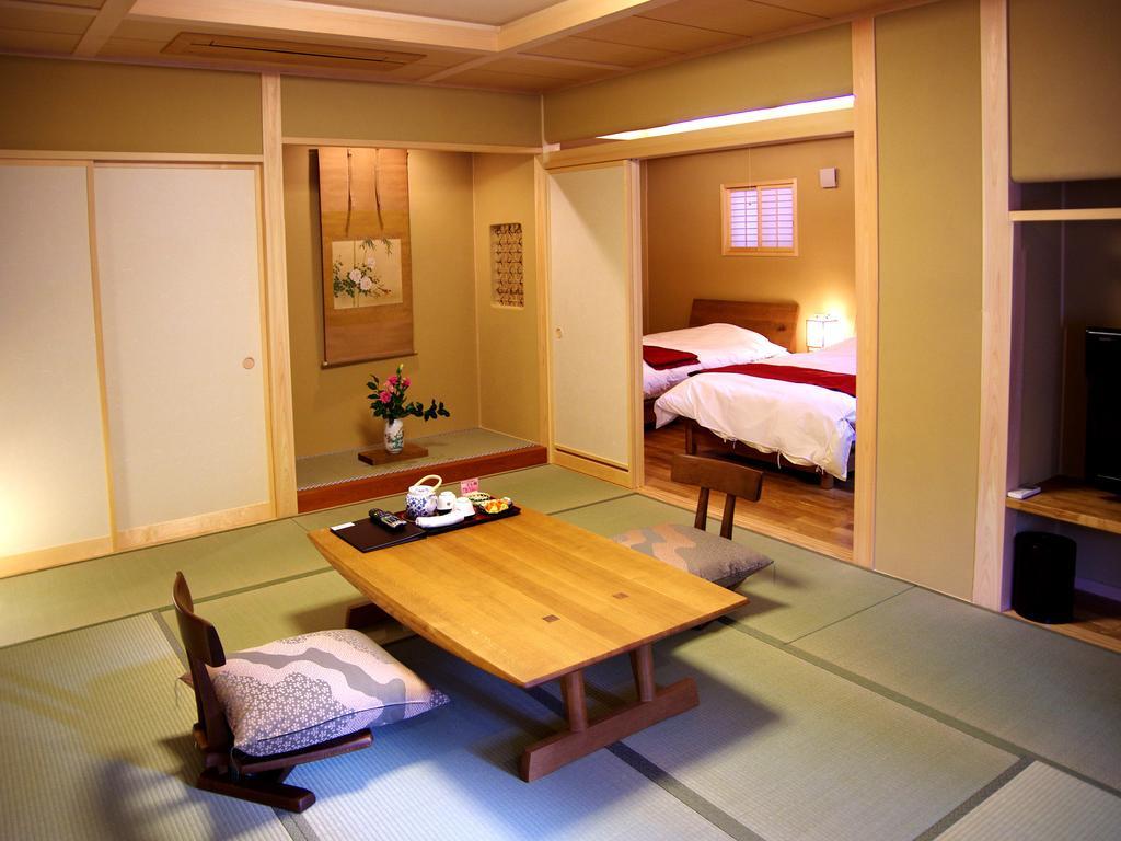 Gero Onsen Yukyunohana Quarto foto